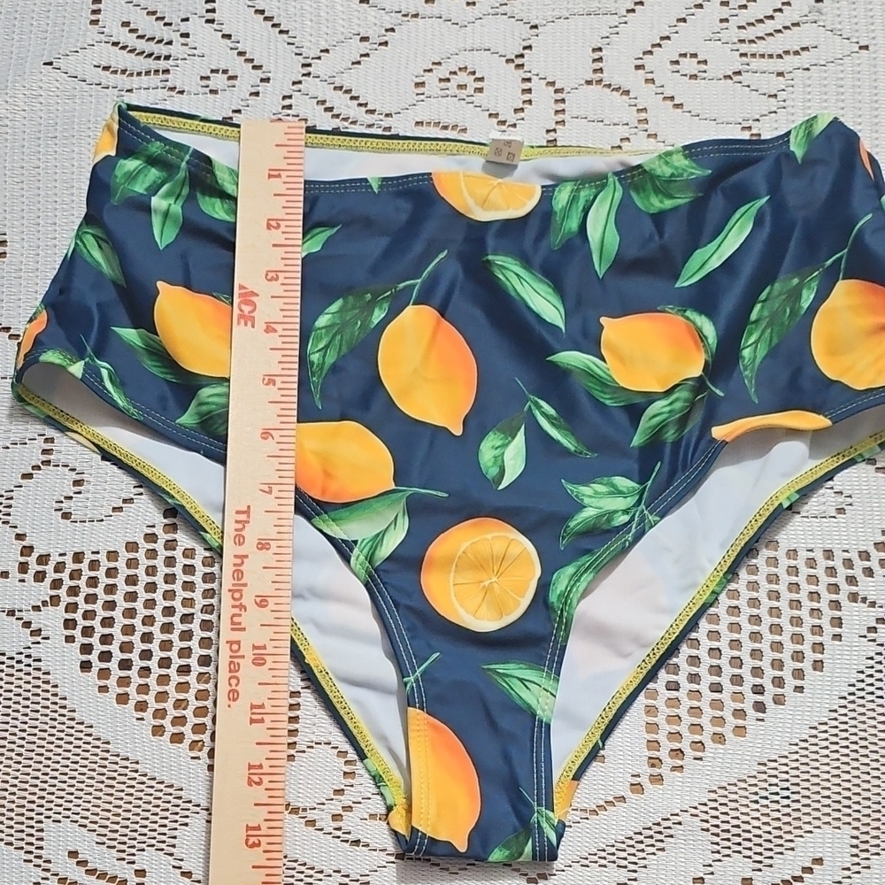 NWT Lemon Print Bikini Bottom - Picture 2 of 5